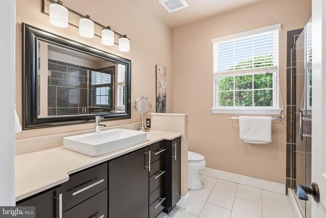 242 VAUGHN RD, Royersford, PA 19468
