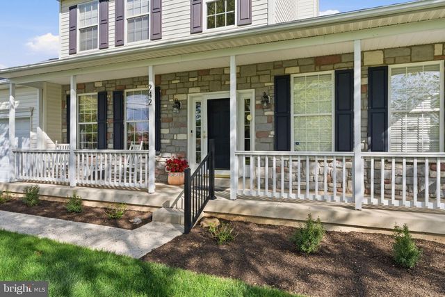 242 VAUGHN RD, Royersford, PA 19468