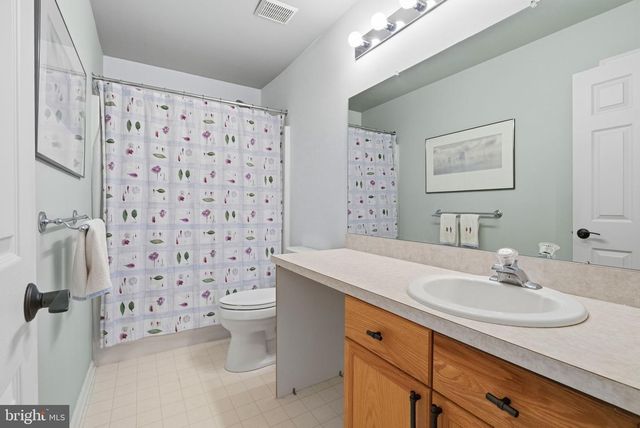 242 VAUGHN RD, Royersford, PA 19468