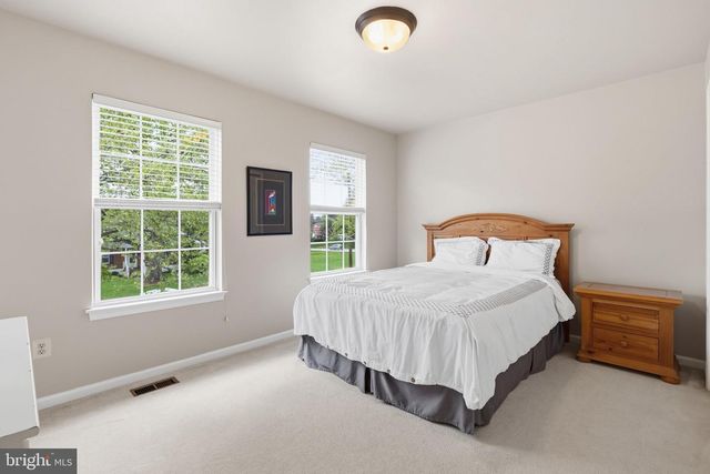 242 VAUGHN RD, Royersford, PA 19468