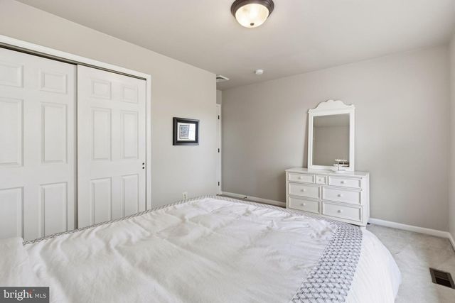 242 VAUGHN RD, Royersford, PA 19468