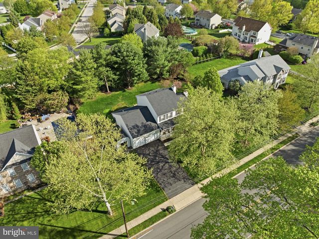 242 VAUGHN RD, Royersford, PA 19468