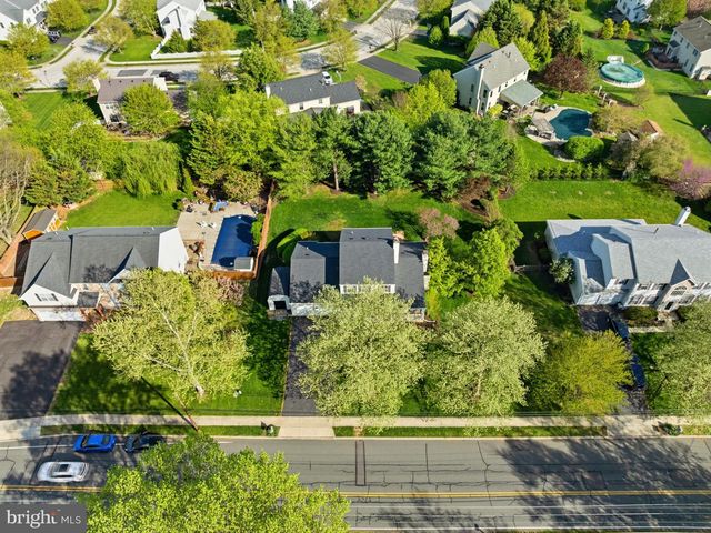 242 VAUGHN RD, Royersford, PA 19468