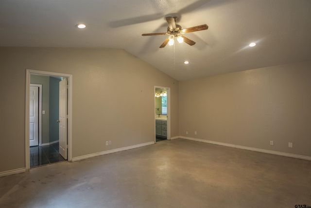 21298 Dogwood Dr, Flint, TX 75762