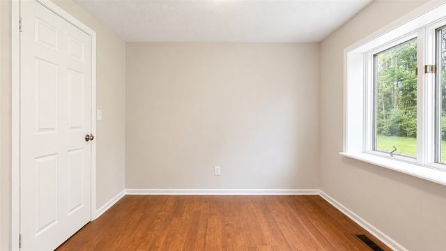 27939 38th Avenue, Paw Paw, MI 49079