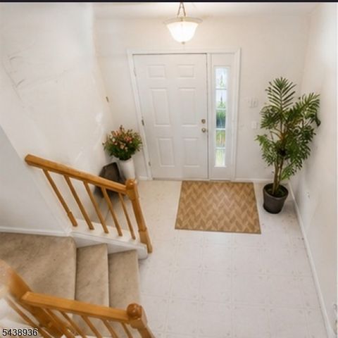 5 Edith Pl, Franklin Twp., NJ 08873