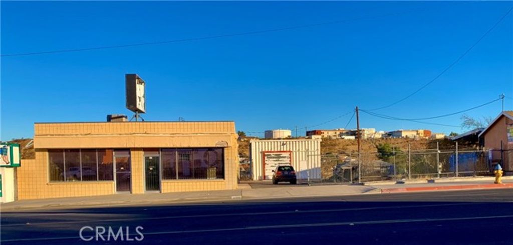 15369 7th Street, Victorville, CA 92395