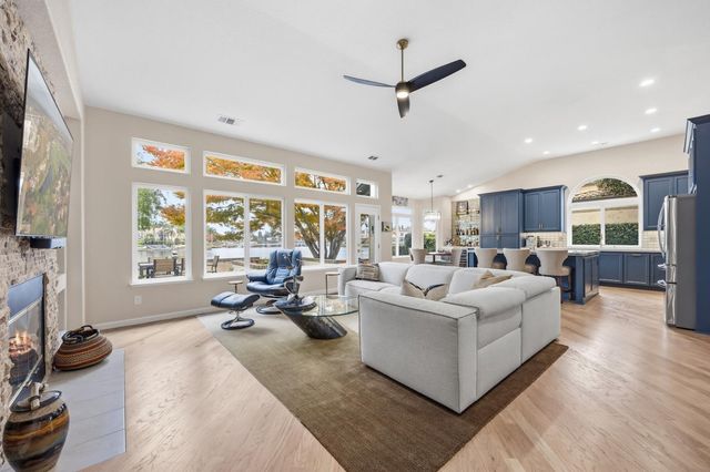 4817 Bridgewater Cir, Stockton, CA 95219