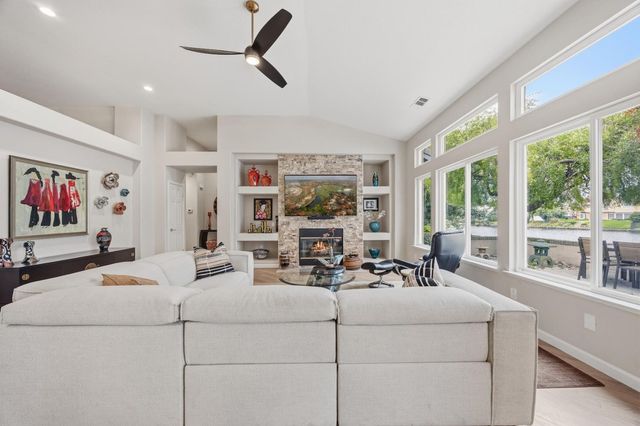 4817 Bridgewater Cir, Stockton, CA 95219