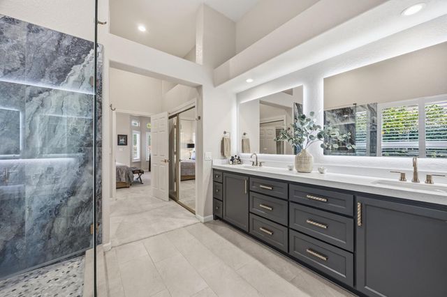 4817 Bridgewater Cir, Stockton, CA 95219