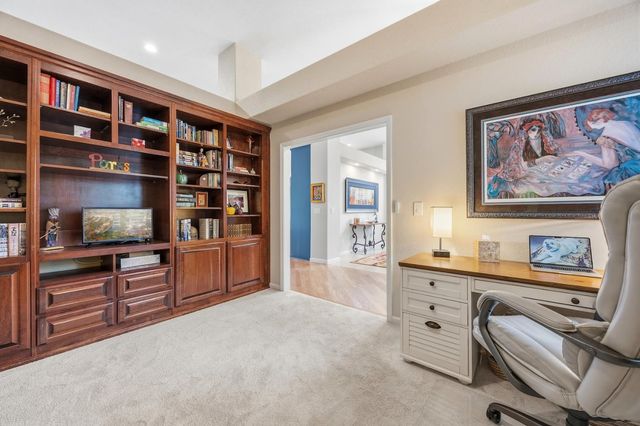 4817 Bridgewater Cir, Stockton, CA 95219