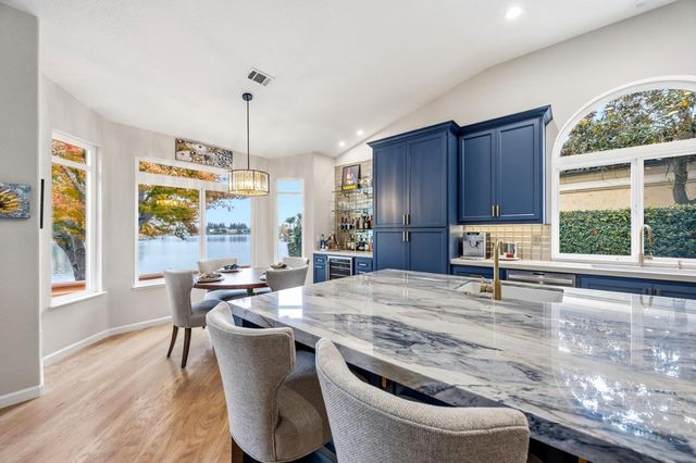 4817 Bridgewater Cir, Stockton, CA 95219