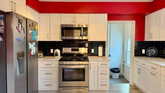 820 E Stanford Street, Springfield, MO 65807