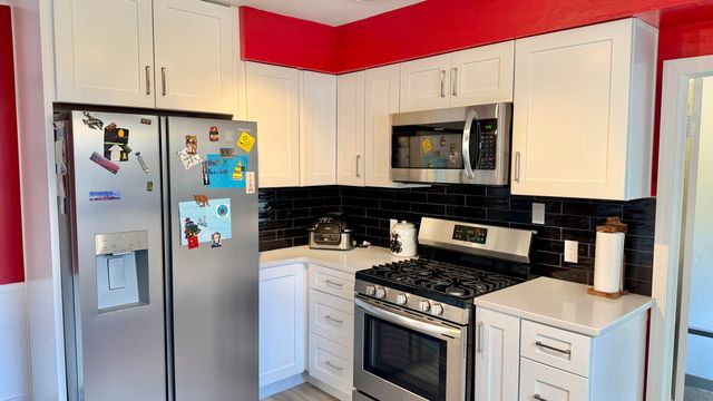 820 E Stanford Street, Springfield, MO 65807