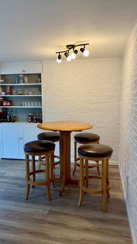 820 E Stanford Street, Springfield, MO 65807