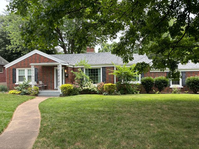 820 E Stanford Street, Springfield, MO 65807