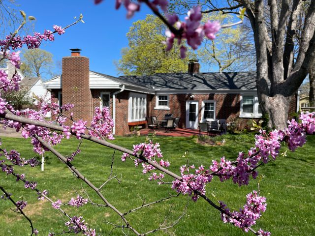 820 E Stanford Street, Springfield, MO 65807