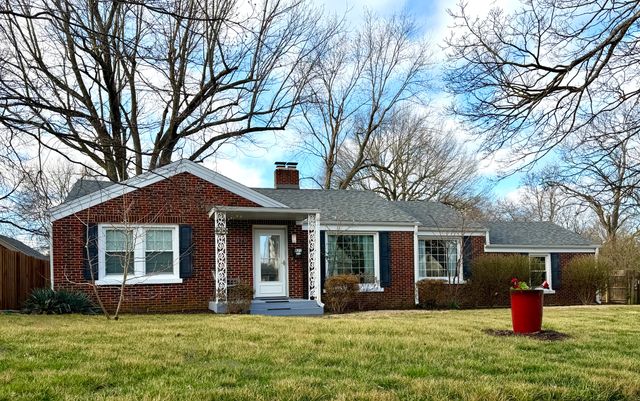 820 E Stanford Street, Springfield, MO 65807