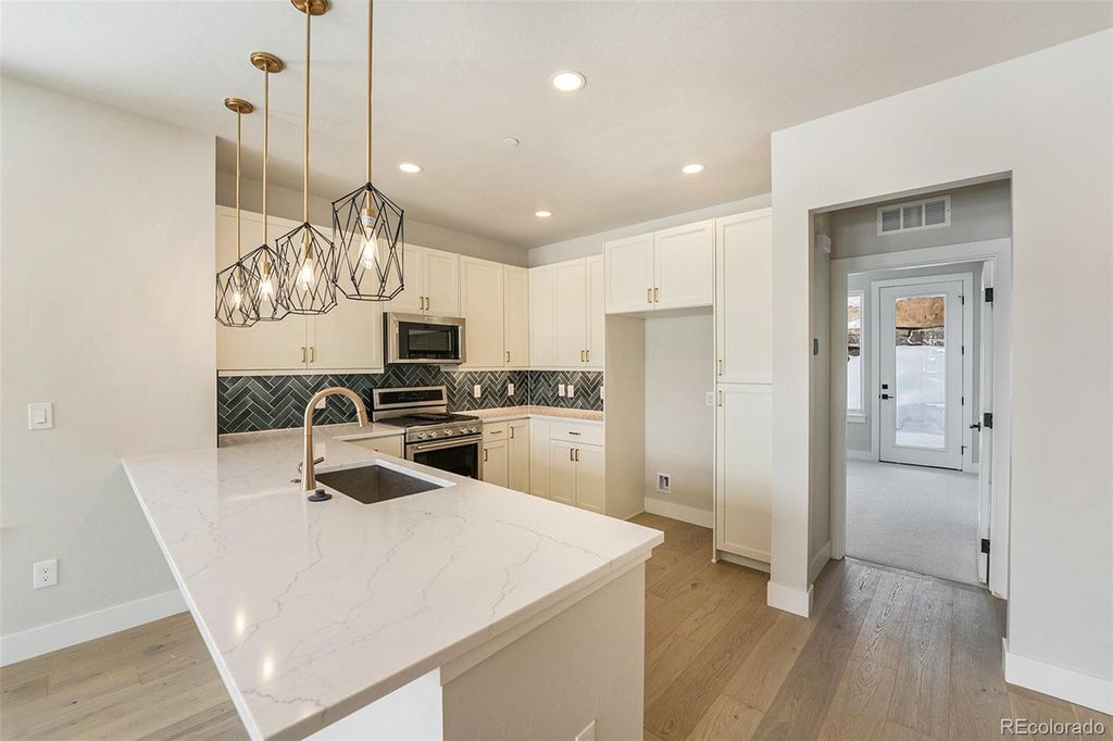 94 High Grove Loop, Winter Park, CO 80482