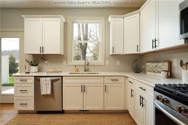 49 Jordon Drive, Winfield, WV 25213