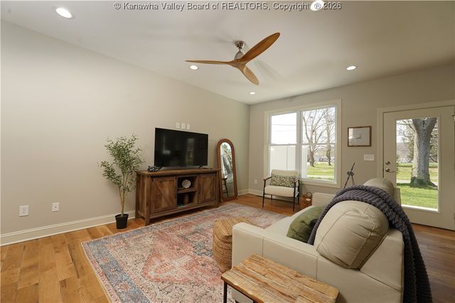 49 Jordon Drive, Winfield, WV 25213