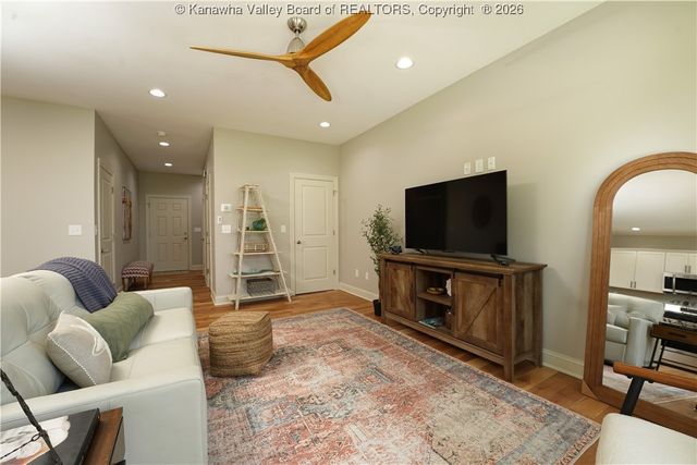 49 Jordon Drive, Winfield, WV 25213