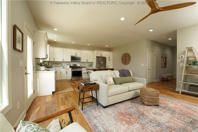 49 Jordon Drive, Winfield, WV 25213