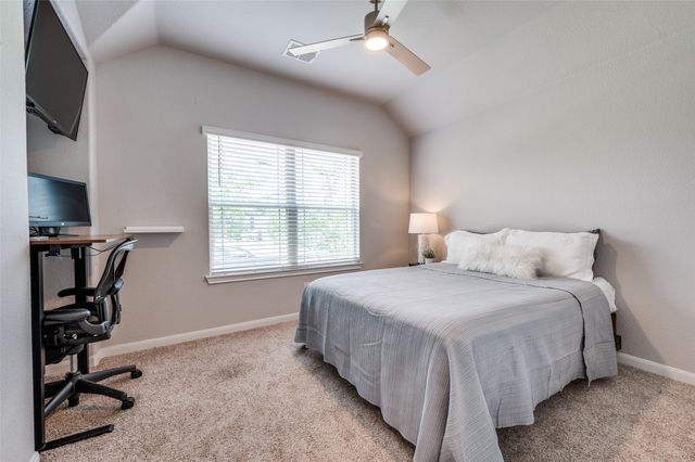 1305 Coyote Ridge, Aubrey, TX 76227