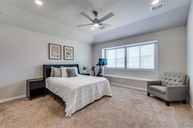 1305 Coyote Ridge, Aubrey, TX 76227