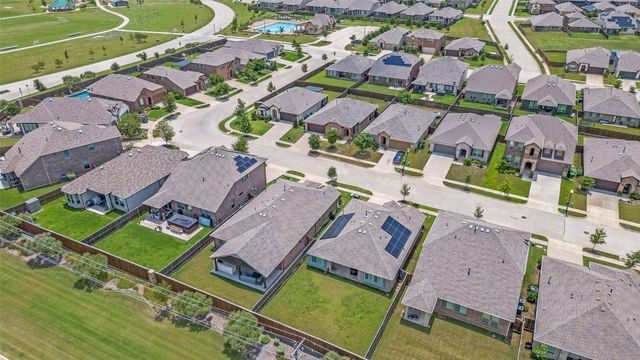 1305 Coyote Ridge, Aubrey, TX 76227