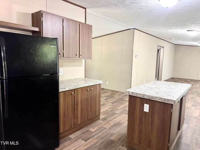 12580 Star Branch Road, Coeburn, VA 24230