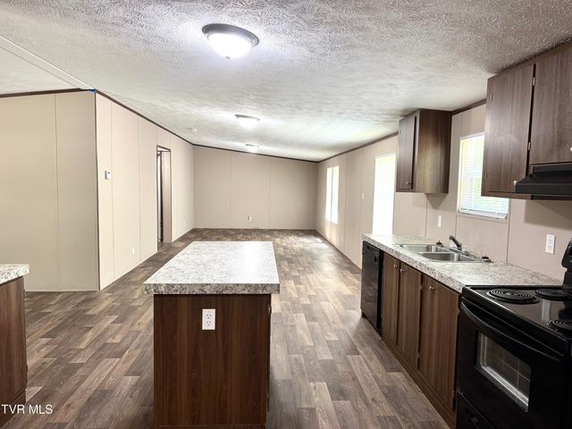 12580 Star Branch Road, Coeburn, VA 24230