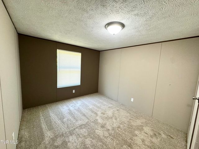 12580 Star Branch Road, Coeburn, VA 24230