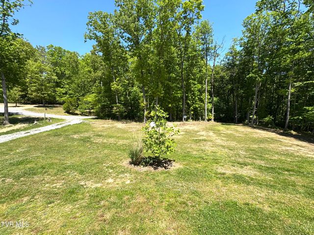 12580 Star Branch Road, Coeburn, VA 24230