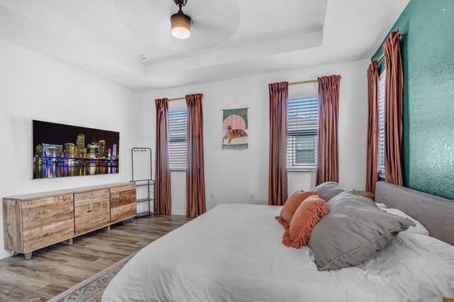 524 SW 19th Way, Fort Lauderdale, FL 33312