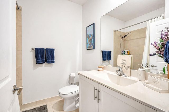 524 SW 19th Way, Fort Lauderdale, FL 33312