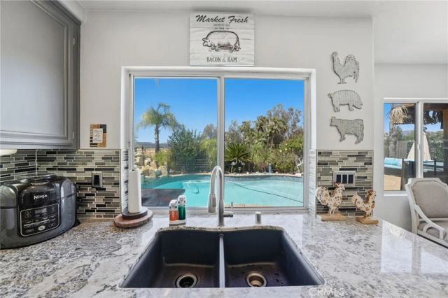 12184 Knoll Crest, Lakeside, CA 92040