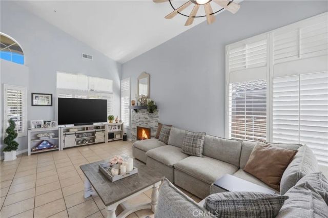 12184 Knoll Crest, Lakeside, CA 92040
