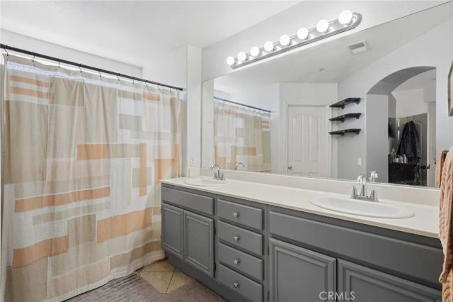 12184 Knoll Crest, Lakeside, CA 92040