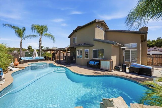 12184 Knoll Crest, Lakeside, CA 92040