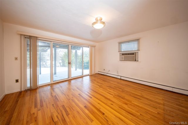 75 Holland Place, Hartsdale, NY 10530