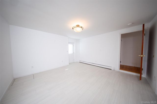 75 Holland Place, Hartsdale, NY 10530