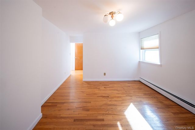 75 Holland Place, Hartsdale, NY 10530