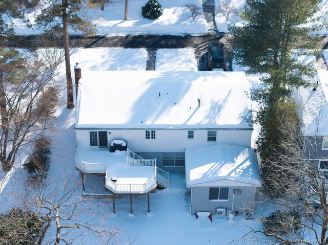 75 Holland Place, Hartsdale, NY 10530