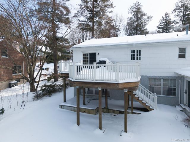 75 Holland Place, Hartsdale, NY 10530