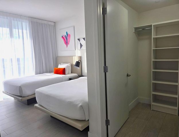 4010 S Ocean Drive R2404, Hollywood, FL 33019