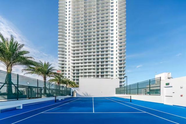 4010 S Ocean Drive R2404, Hollywood, FL 33019