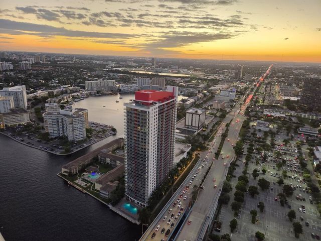 4010 S Ocean Drive R2404, Hollywood, FL 33019