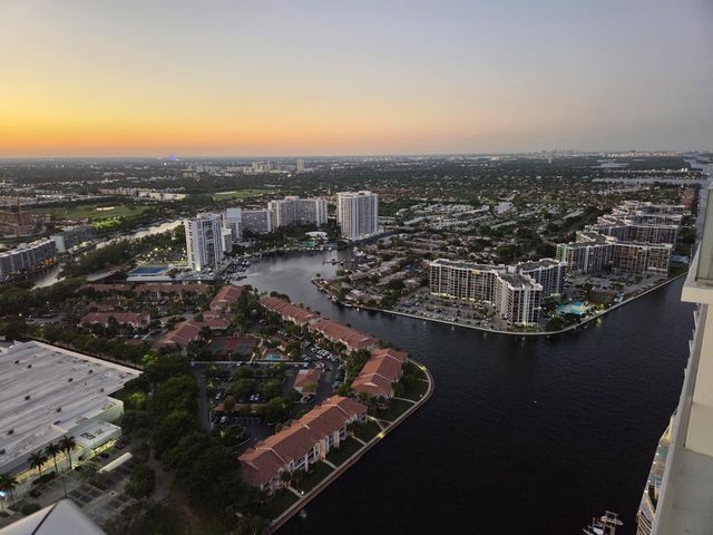 4010 S Ocean Drive R2404, Hollywood, FL 33019