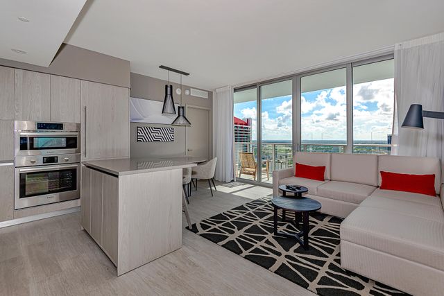 4010 S Ocean Drive R2404, Hollywood, FL 33019
